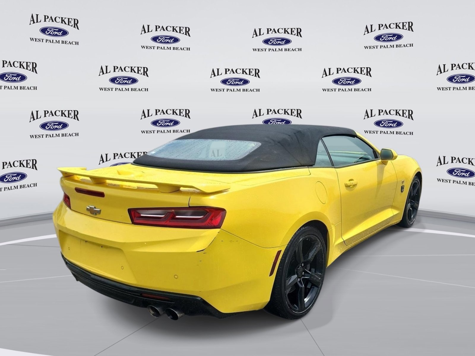 Used 2017 Chevrolet Camaro SS RWD image 5