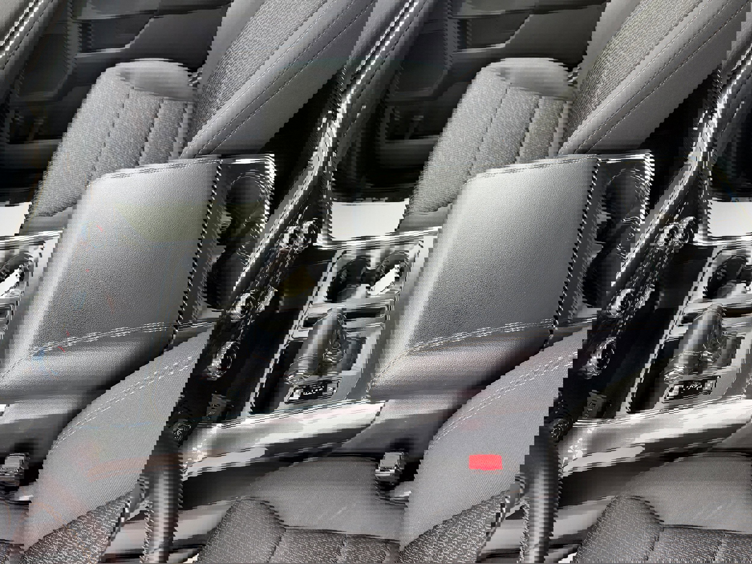 Certified 2023 Ford F150 XLT w/ Equipment Group 302A High image 17