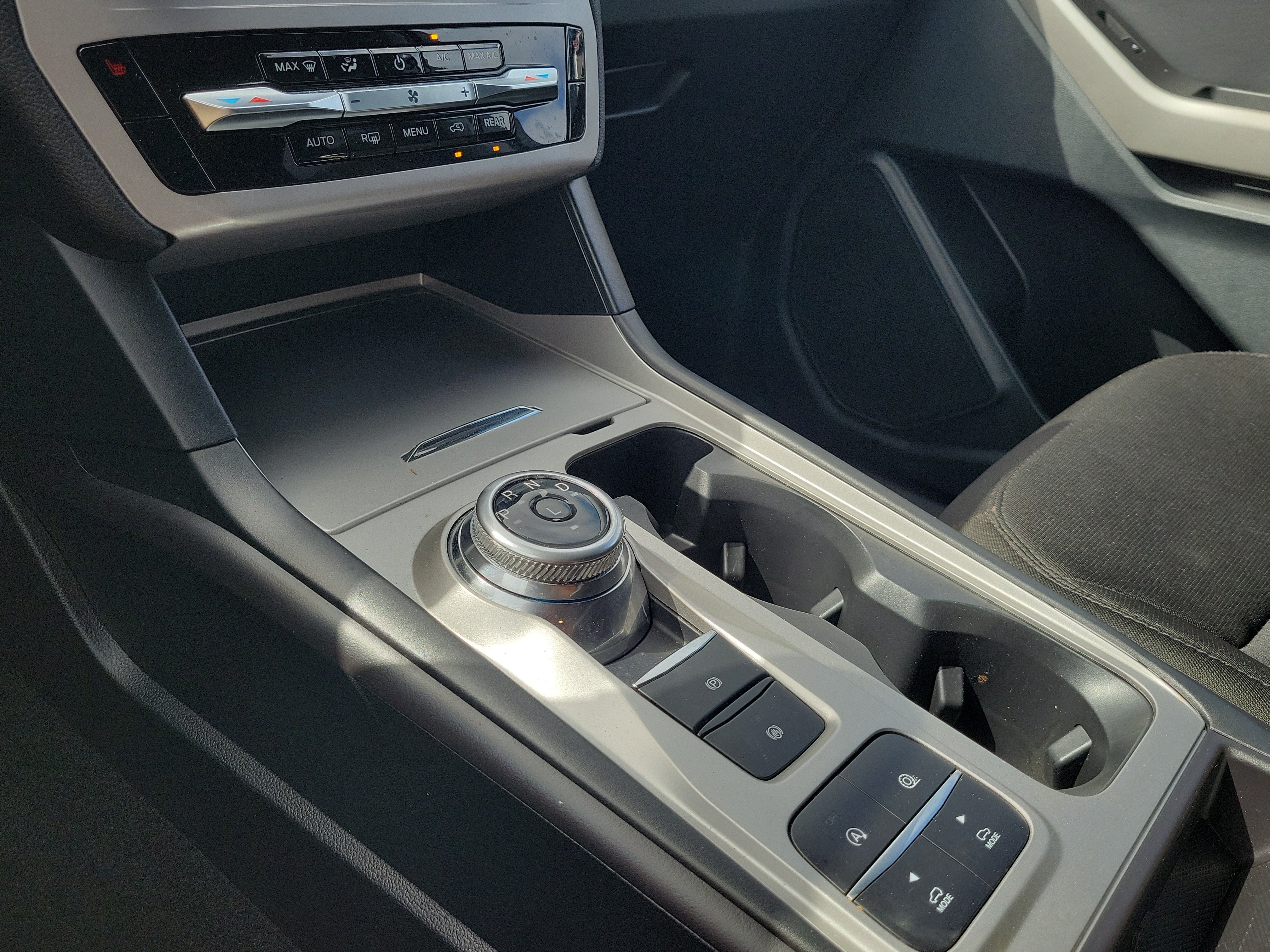 Certified 2024 Ford Explorer XLT RWD image 27