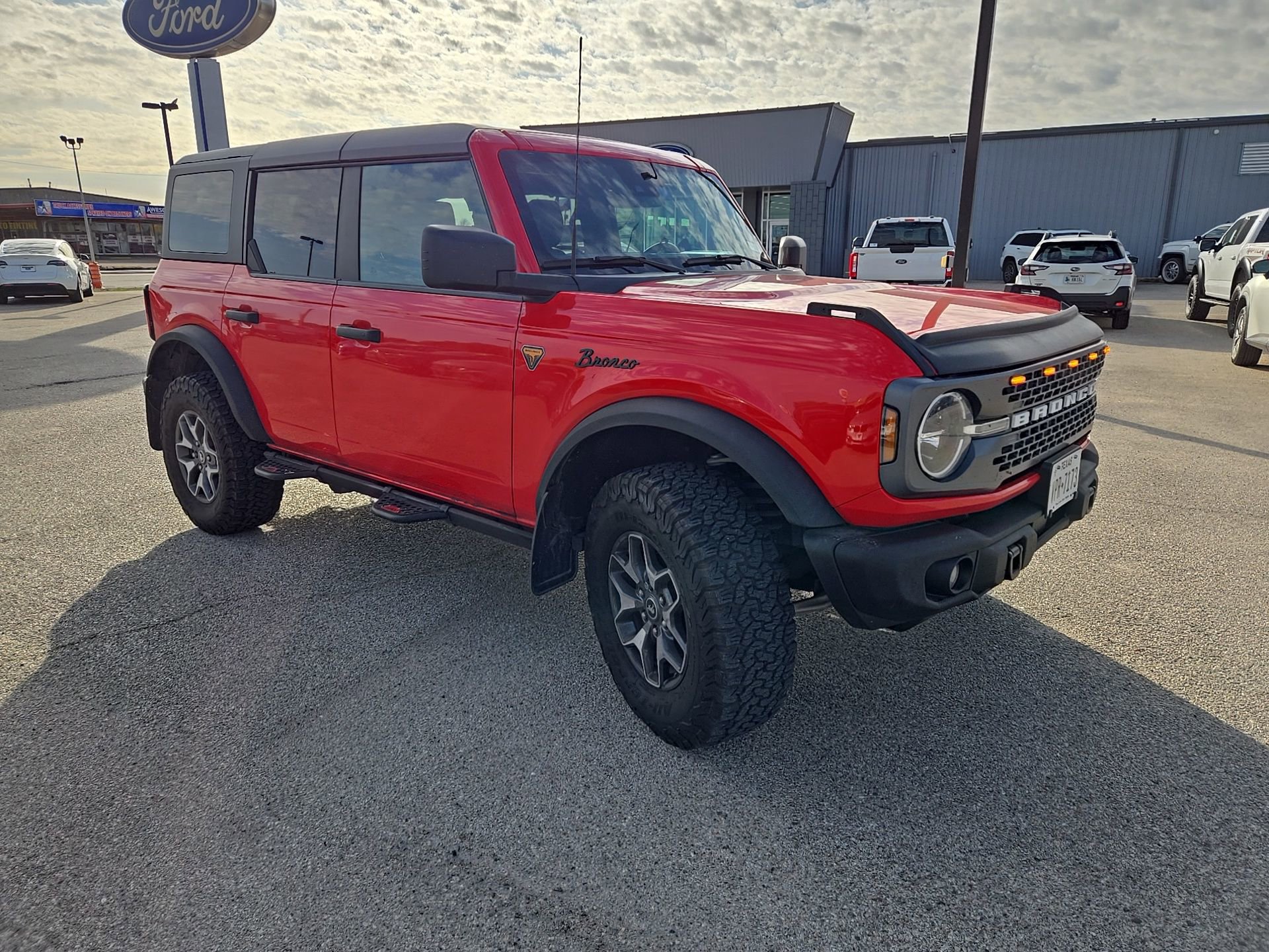 Certified 2023 Ford Bronco Badlands image 10