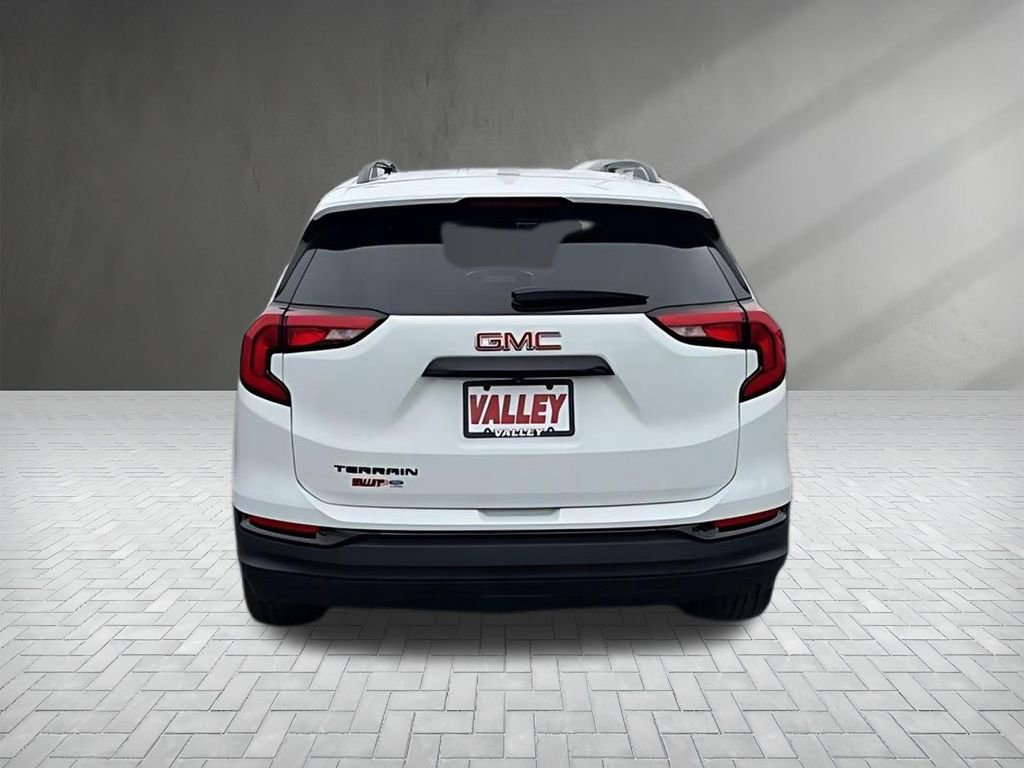 Used 2021 GMC Terrain SLE w/ Driver Convenience Package FWD image 13