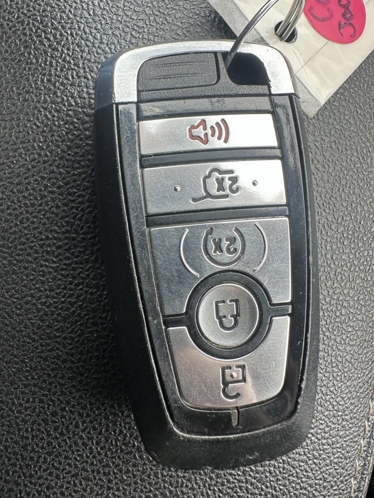 Certified 2020 Ford Escape SEL image 28