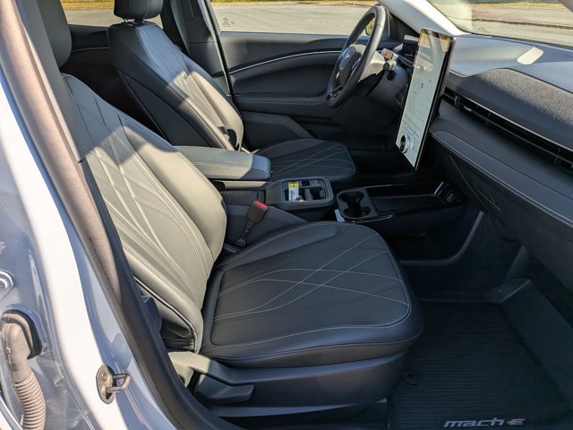 Certified 2025 Ford Mustang Mach-E Select w/ Interior Protection Package image 36