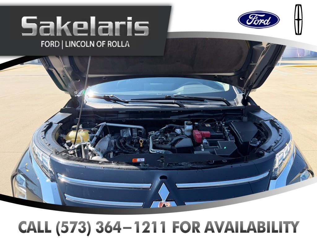 Used 2025 Mitsubishi Outlander SE AWD/4WD image 45