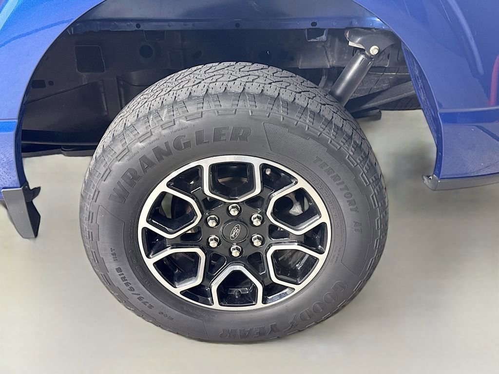 Certified 2022 Ford F150 XLT w/ Equipment Group 302A High image 31