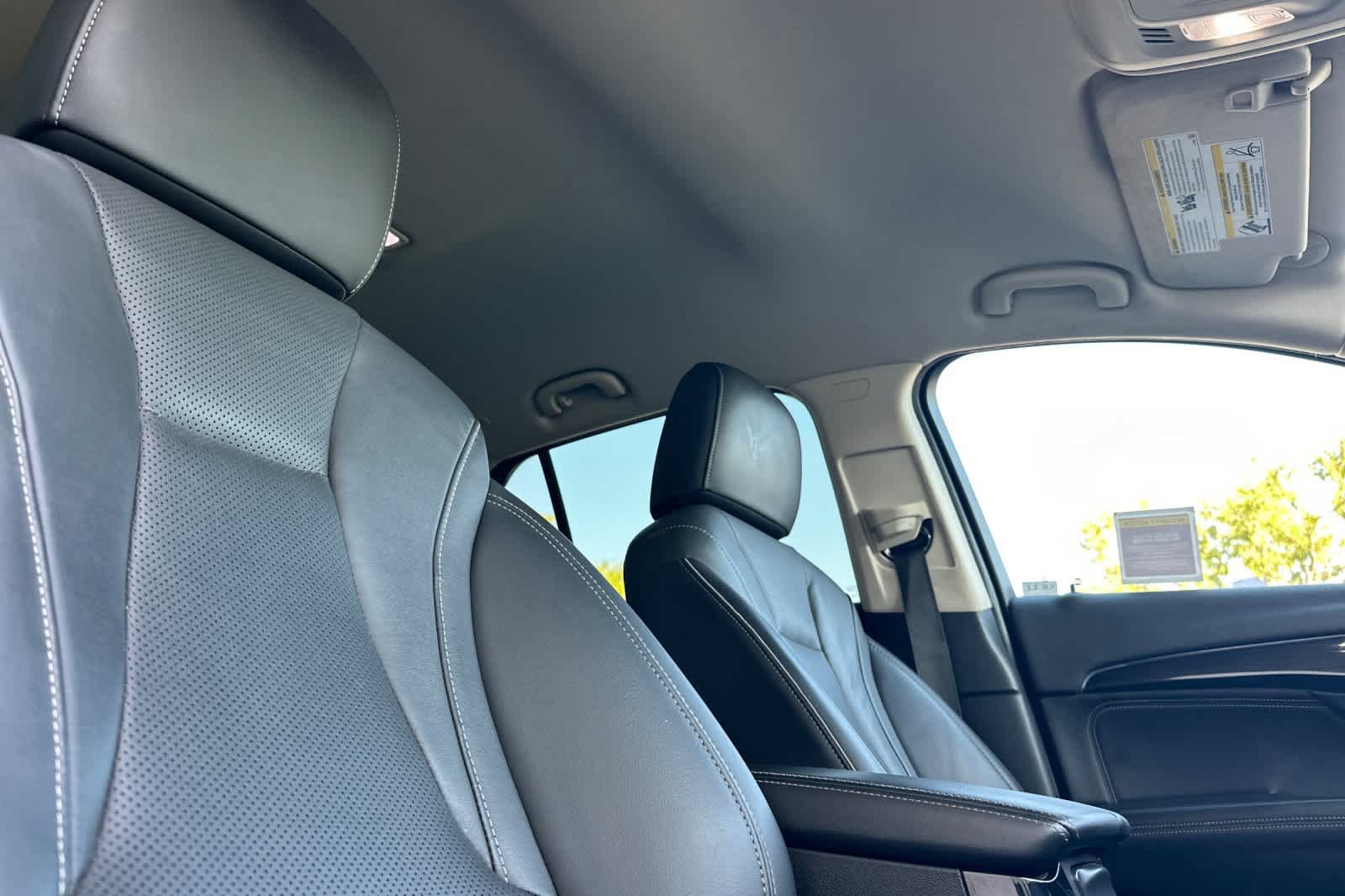 Used 2023 Buick Envision Essence FWD image 18