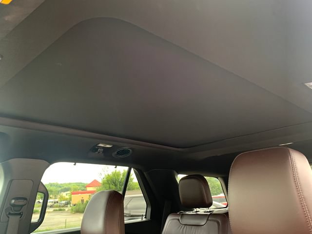 Certified 2023 Ford Explorer Platinum AWD/4WD image 13