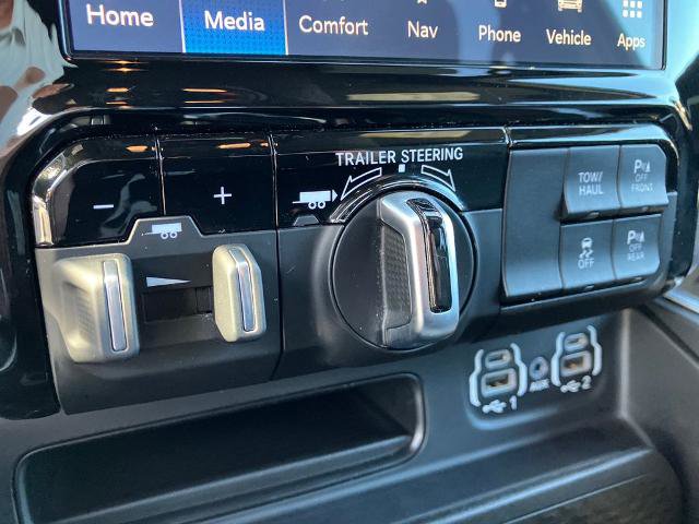 Used 2024 RAM 1500 Big Horn AWD/4WD image 33