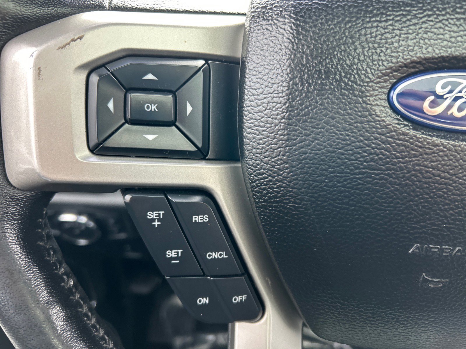 Certified 2017 Ford F250 Lariat w/ Lariat Ultimate Package image 25