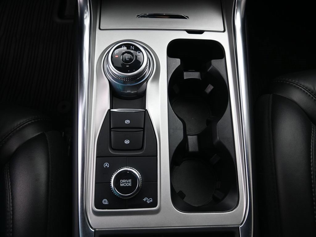 Certified 2023 Ford Explorer Platinum w/ Technology Package image 35