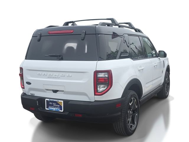 Certified 2023 Ford Bronco Sport Outer Banks w/ Tech Package AWD/4WD image 4