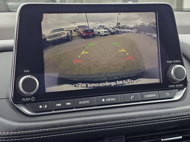 Used 2023 Nissan Rogue SV image 10