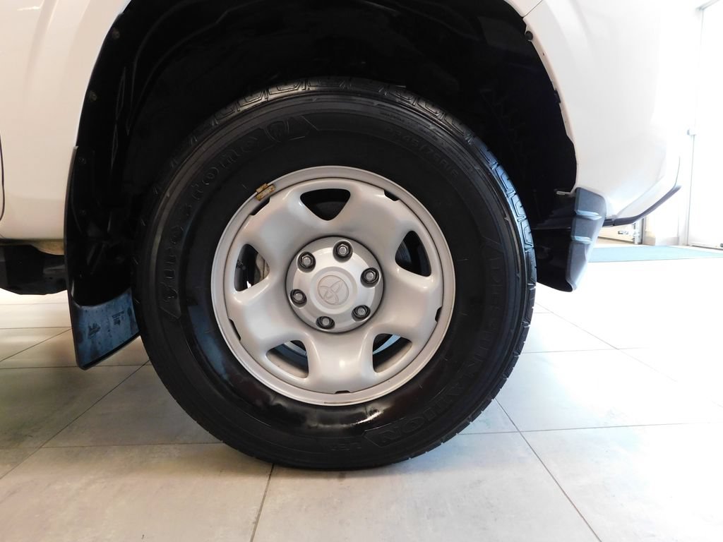 Used 2020 Toyota Tacoma SR w/ SR Convenience Package AWD/4WD image 10