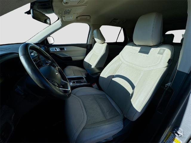 Certified 2022 Ford Explorer Platinum w/ Equipment Group 601A image 18