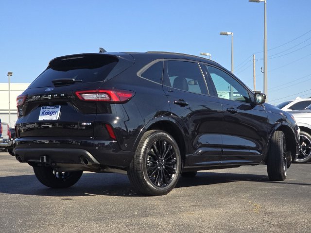 Certified 2023 Ford Escape ST-Line Elite w/ Premium Technology Package AWD/4WD image 16