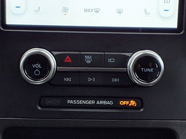 Certified 2023 Ford Edge SEL w/ Convenience Package AWD/4WD image 11