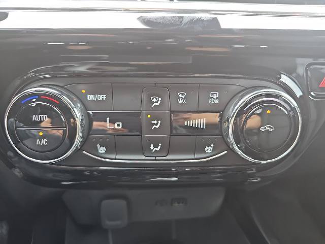 Used 2026 Chevrolet Trax RS FWD image 22