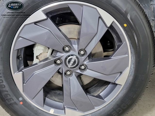 Used 2026 Nissan Rogue SV FWD image 10