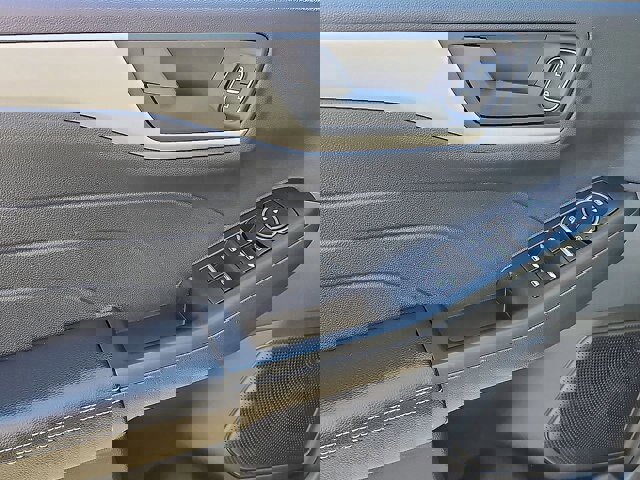 Certified 2022 Ford Escape SE image 15