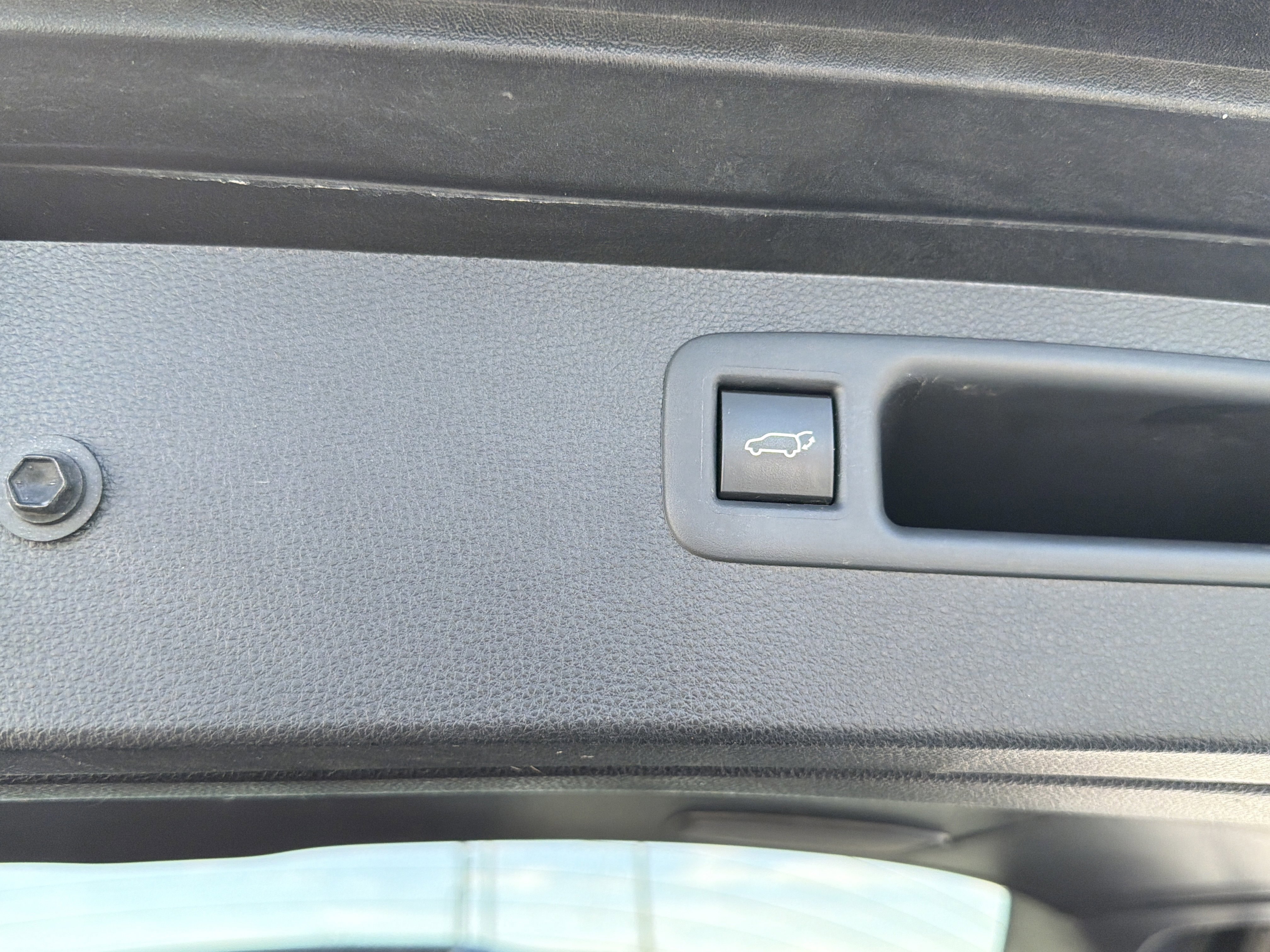 Used 2021 Toyota Highlander Platinum image 5