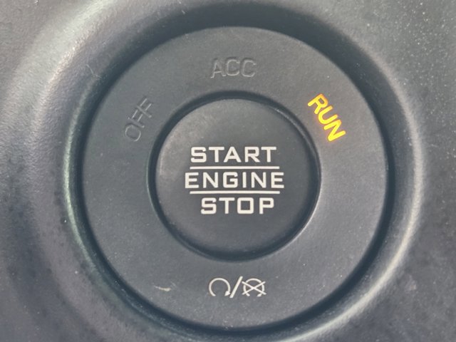 Used 2020 Jeep Wrangler Unlimited Sahara image 19