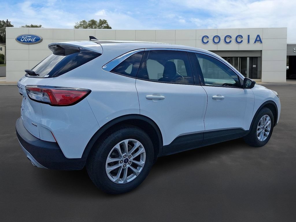 Certified 2022 Ford Escape SE w/ Convenience Package AWD/4WD image 4