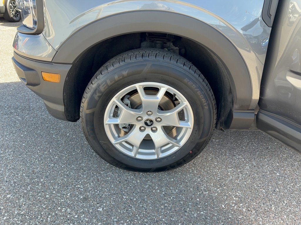 Certified 2022 Ford Bronco Sport Base image 31