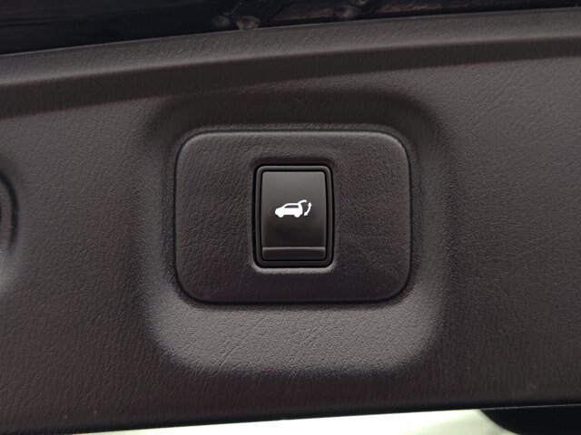 Used 2017 INFINITI QX60 Luxe w/ Premium Plus Package AWD/4WD image 18