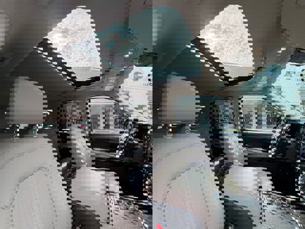 Certified 2024 Ford Expedition Limited image 20