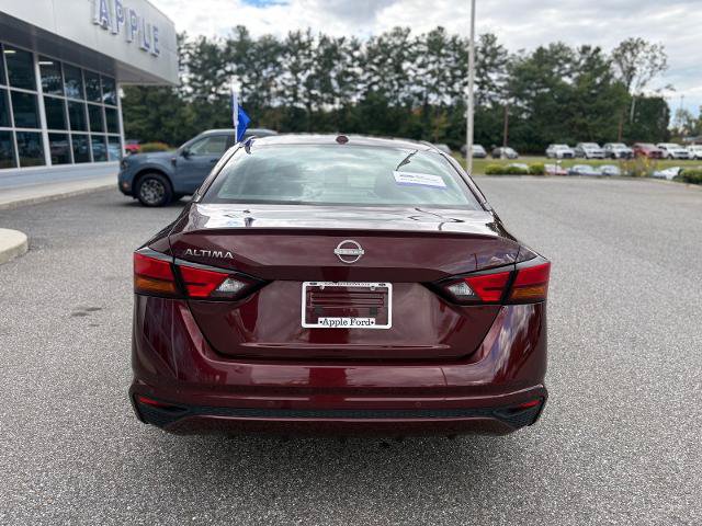 Used 2025 Nissan Altima 2.5 SV FWD image 4