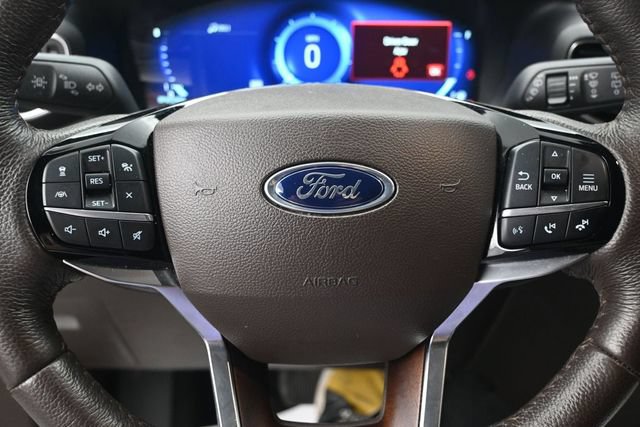 Certified 2023 Ford Explorer King Ranch w/ Technology Package AWD/4WD image 10