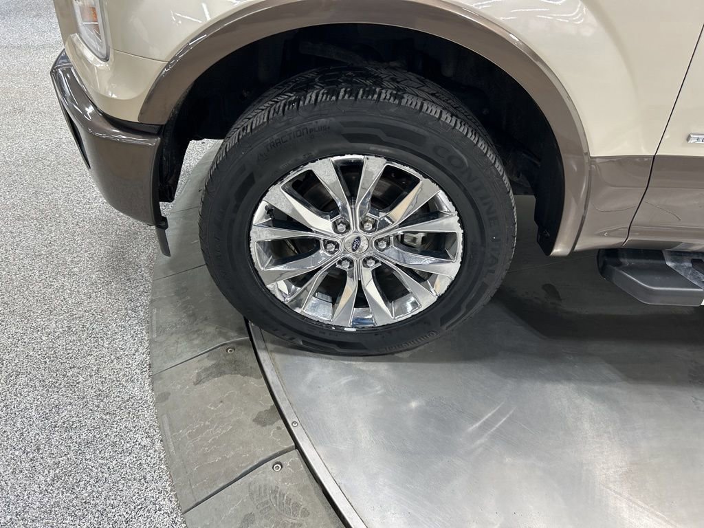Certified 2017 Ford F150 Lariat w/ Equipment Group 502A Luxury image 32