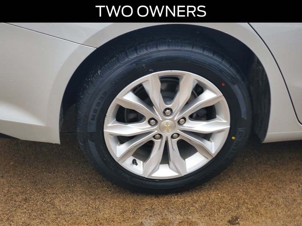 Used 2020 Chevrolet Malibu LT image 5