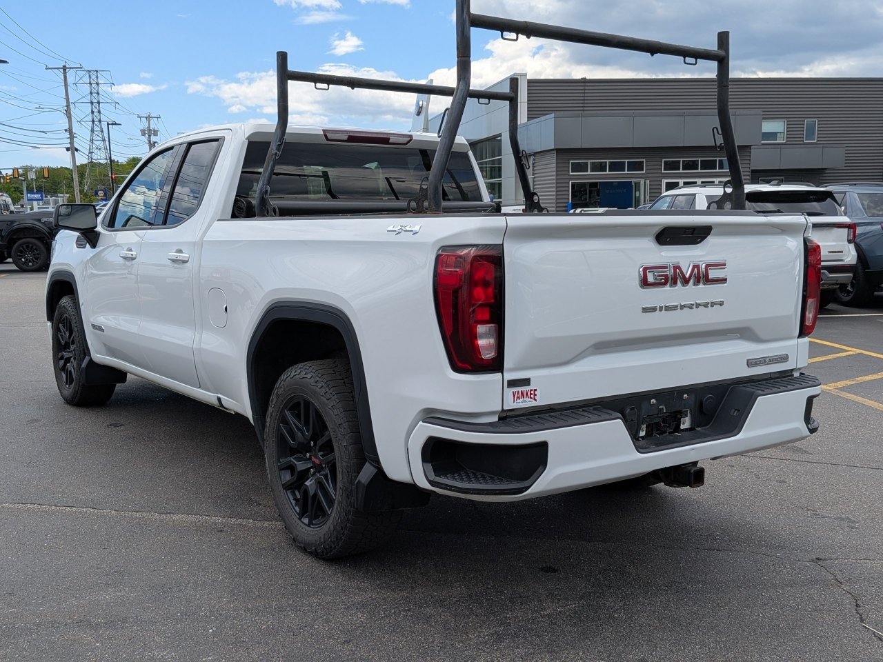 Used 2021 GMC Sierra 1500 Elevation w/ LPO, GMC Protection Package AWD/4WD image 6