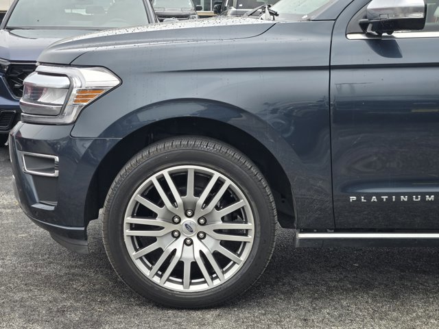 Certified 2023 Ford Expedition Max Platinum RWD image 9