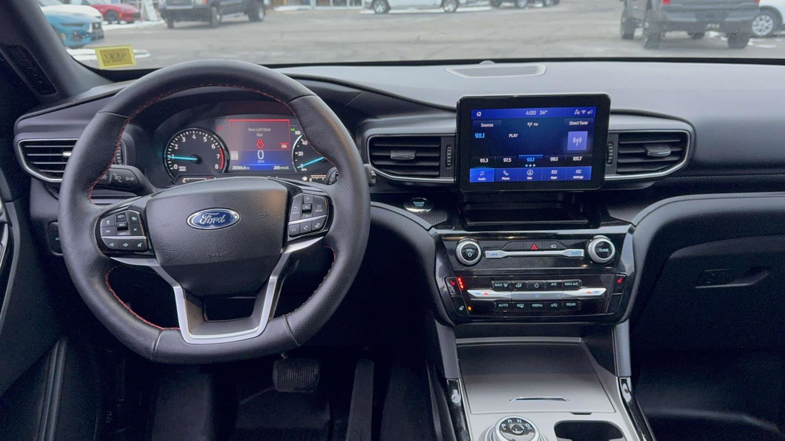 Certified 2022 Ford Explorer ST-Line w/ Class IV Trailer Tow Package image 11