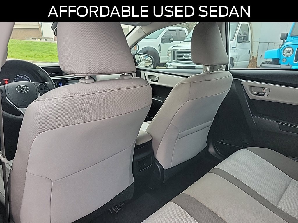 Used 2019 Toyota Corolla LE FWD image 12