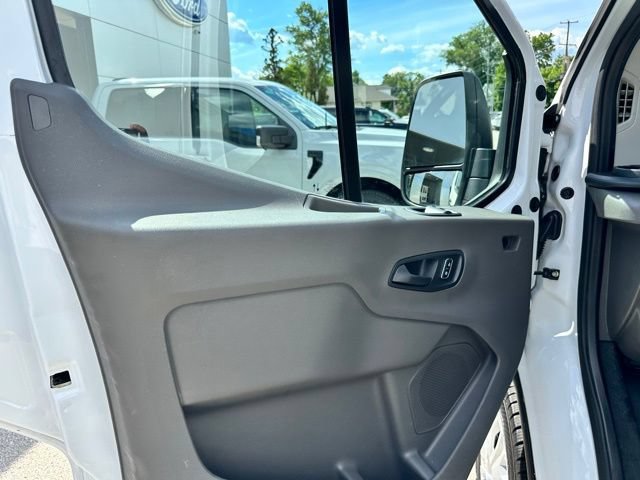 Certified 2025 Ford Transit 250 Low Roof w/ Exterior Upgrade Package RWD image 32