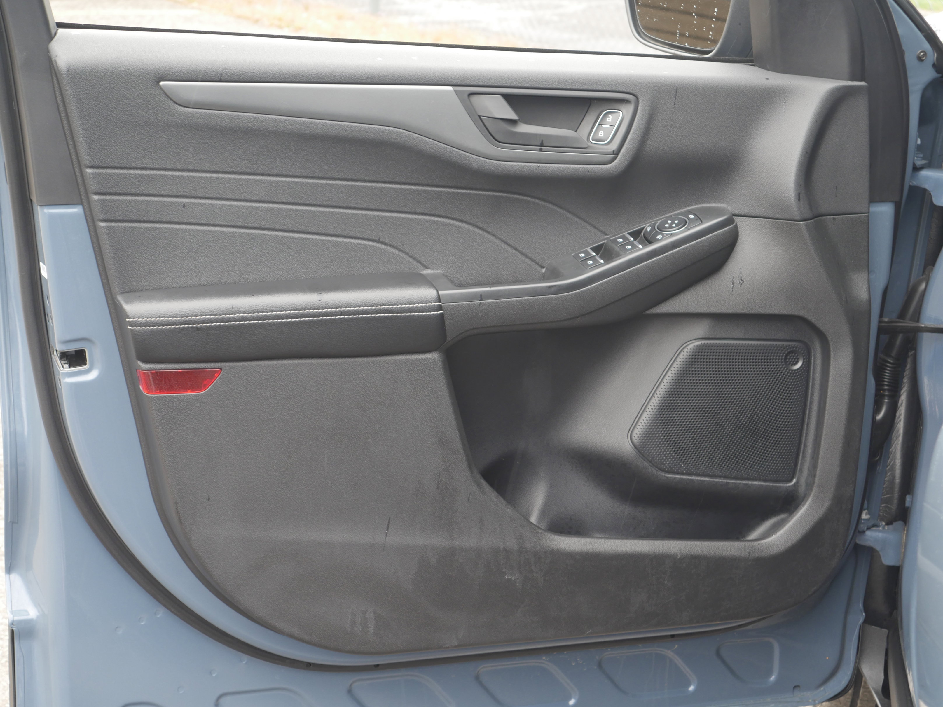 Certified 2025 Ford Escape Active AWD/4WD image 34