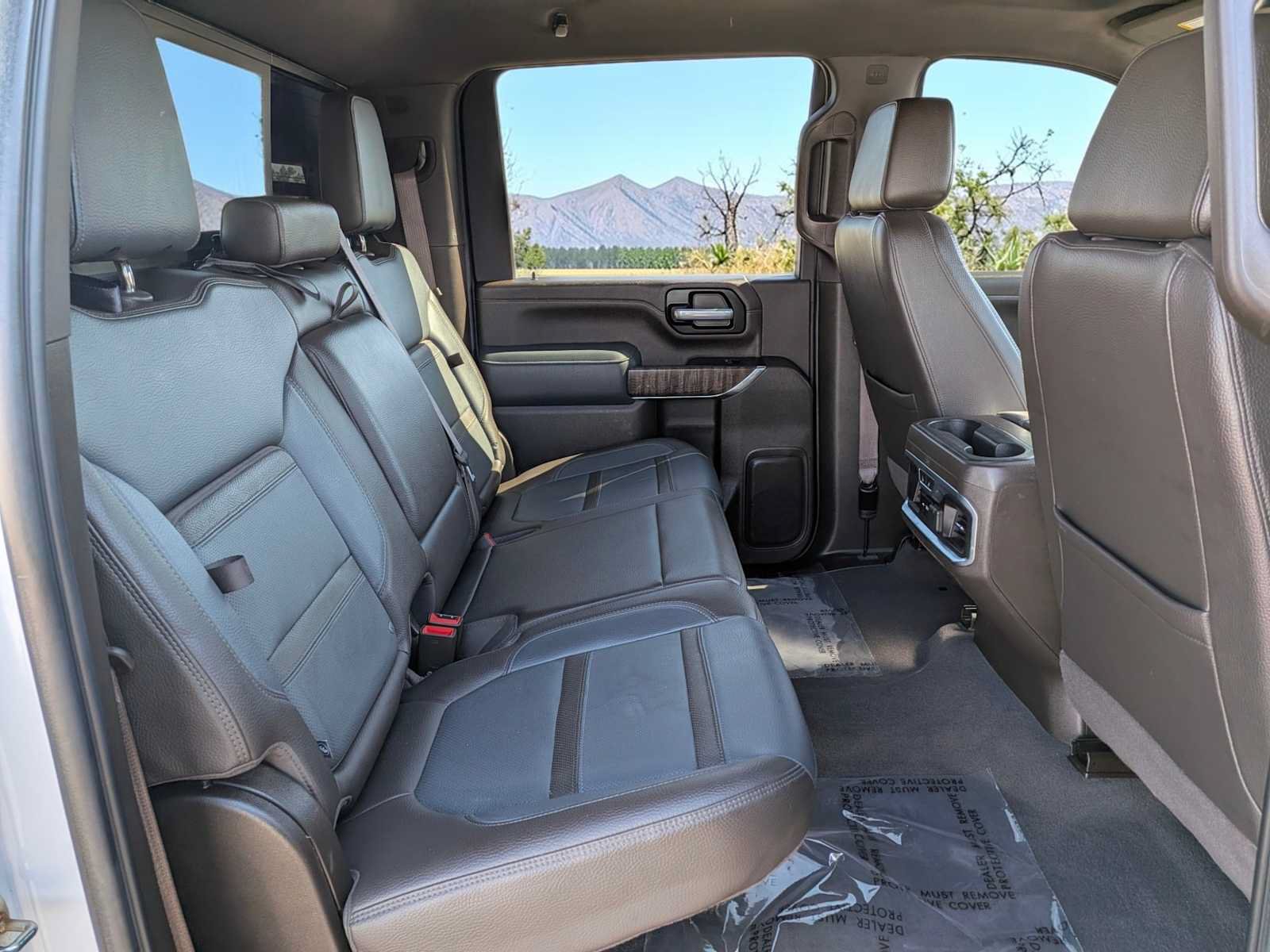 Used 2021 GMC Sierra 3500 Denali w/ Technology Package AWD/4WD image 18