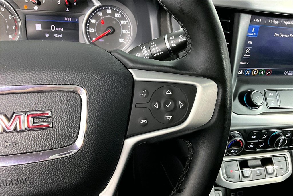 Used 2023 GMC Acadia SLT AWD/4WD image 19