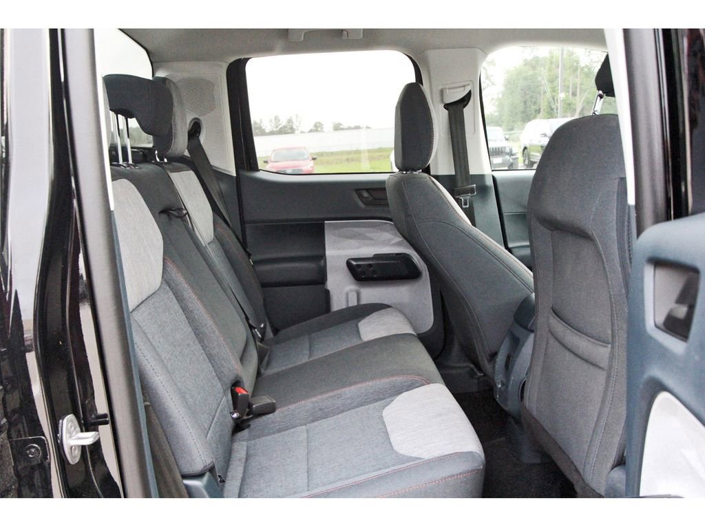 Certified 2023 Ford Maverick XLT FWD image 10