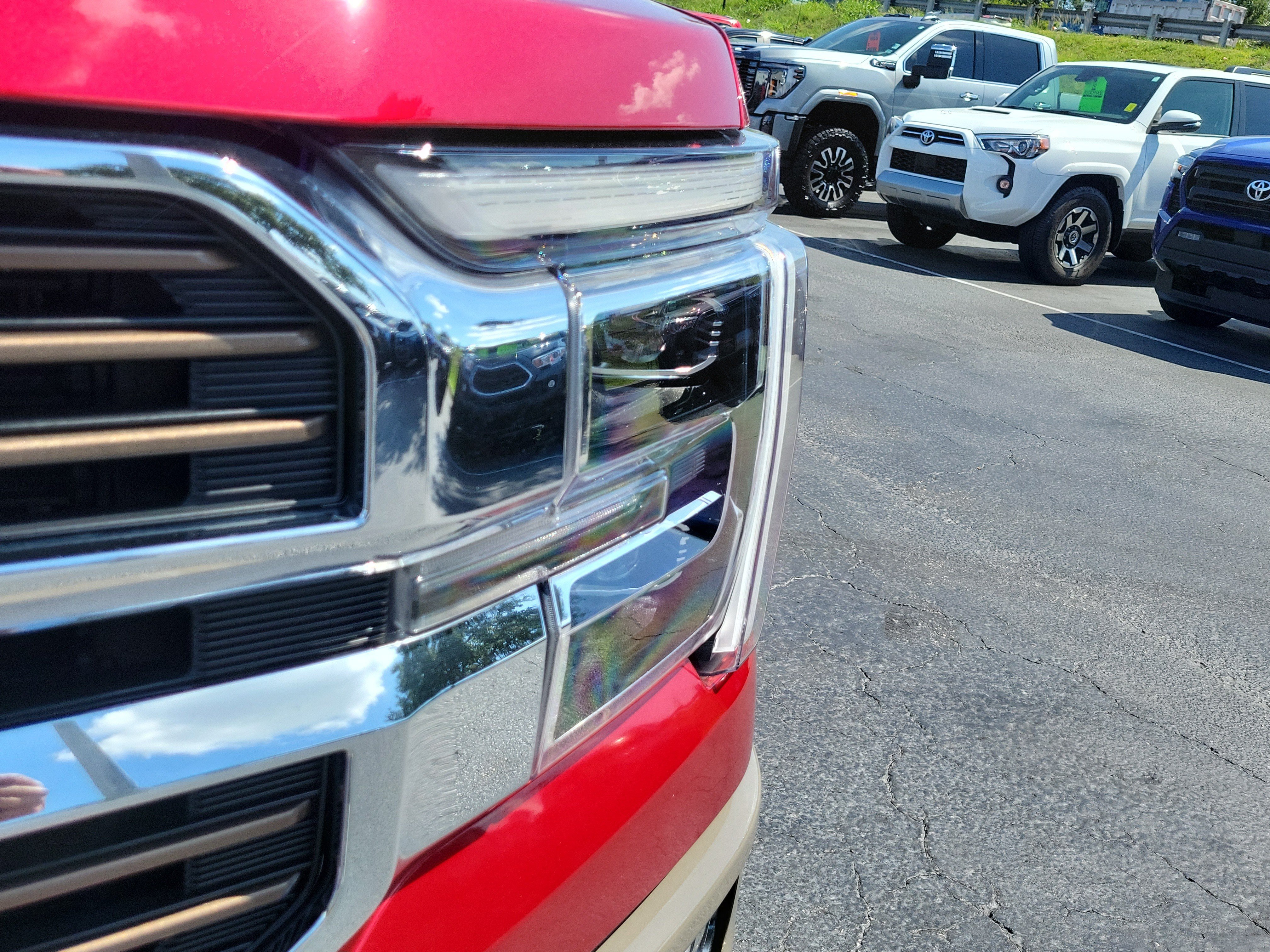 Certified 2025 Ford F150 King Ranch w/ FX4 Off-Road Package AWD/4WD image 3