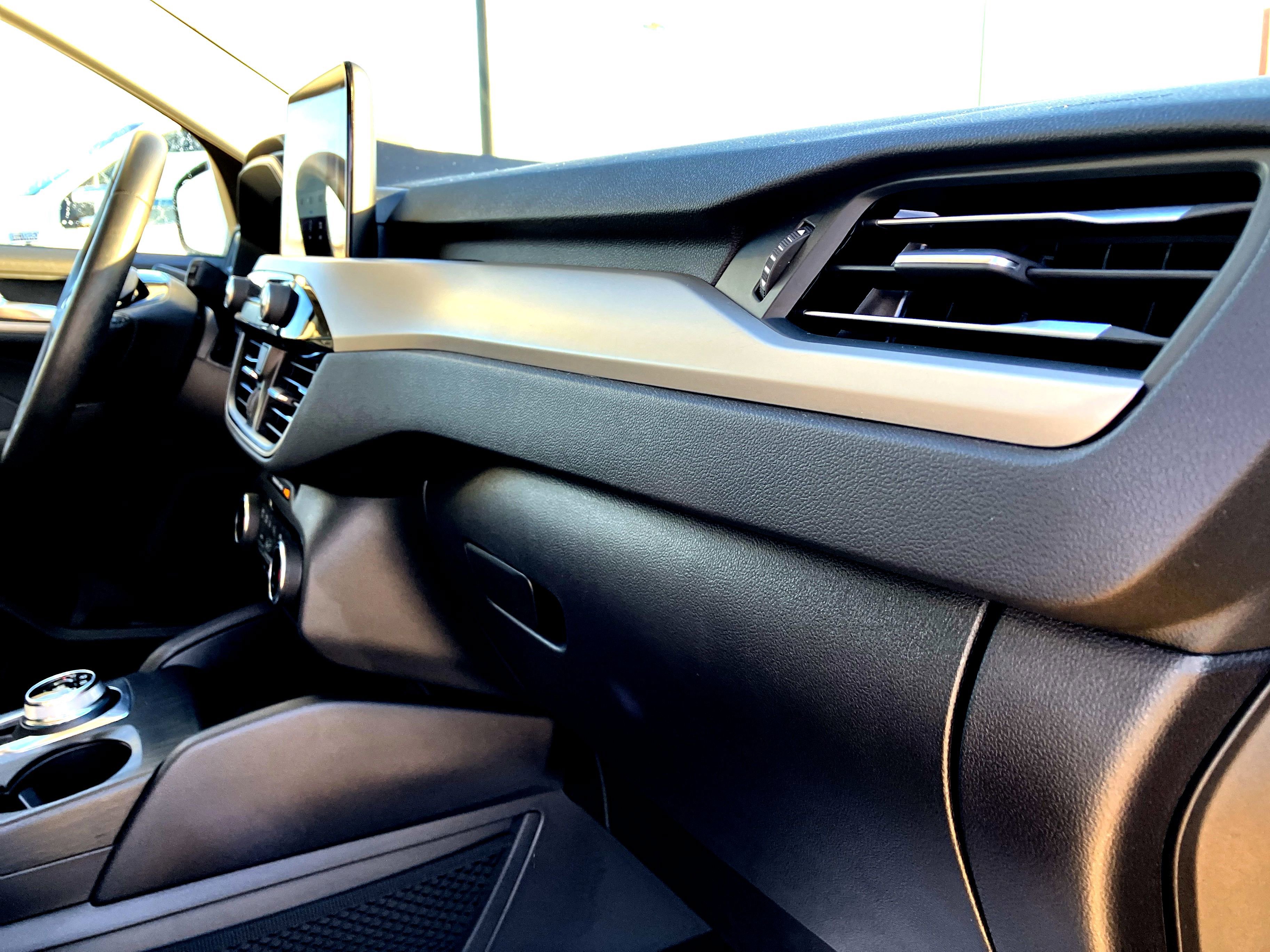 Certified 2022 Ford Escape SEL w/ Technology Package image 21