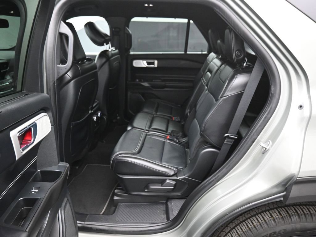 Certified 2020 Ford Explorer ST w/ ST Street Pack image 19