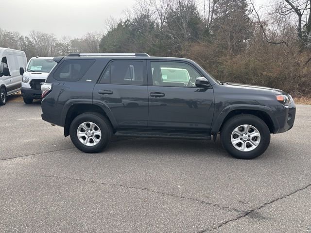 Used 2024 Toyota 4Runner SR5 Premium image 2