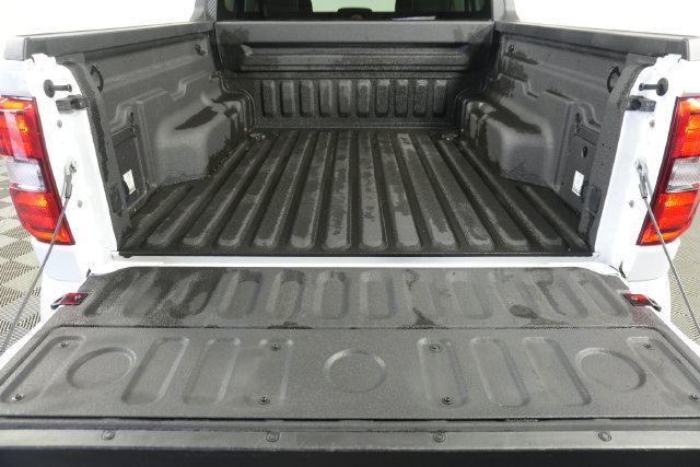 Certified 2025 Ford Maverick Lobo AWD/4WD image 25
