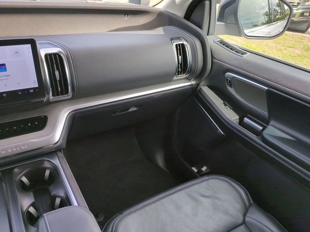 Certified 2025 Ford Expedition Platinum w/ Driver's Package image 17