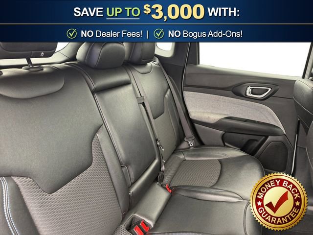 Used 2024 Jeep Compass Latitude AWD/4WD image 23