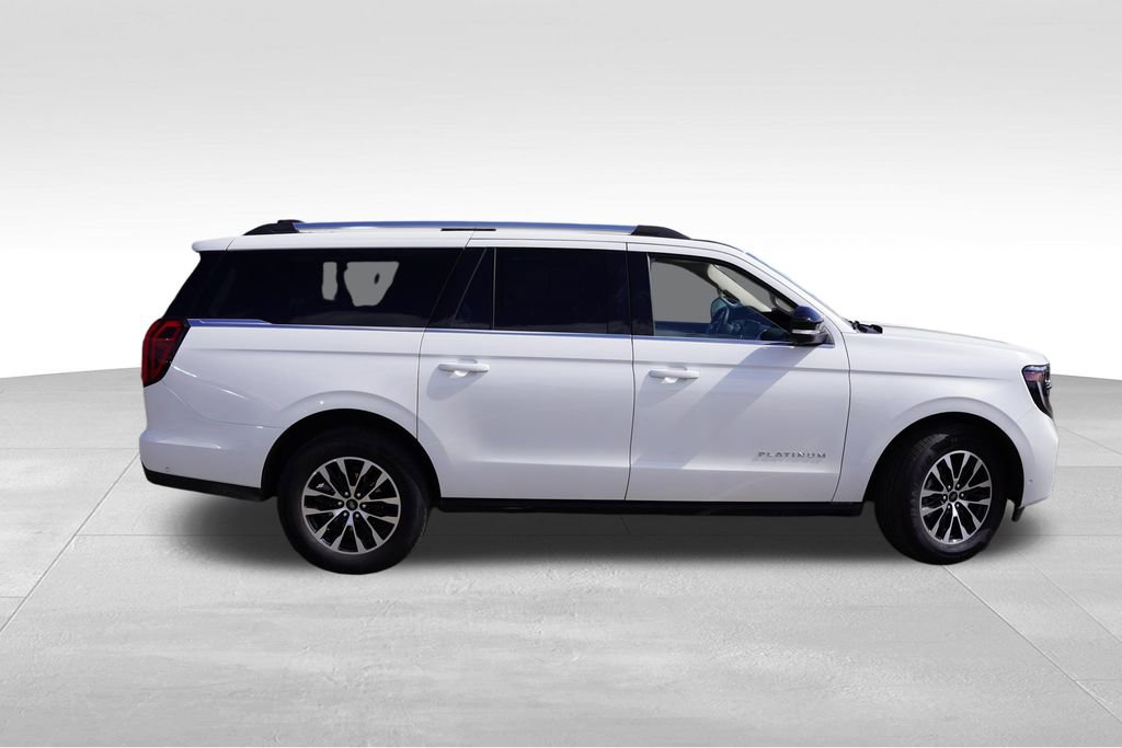 Certified 2025 Ford Expedition Max Platinum image 3